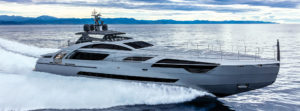 Pershing-140-running-shot-4-sommaire-ouv-yachts-europe-03
